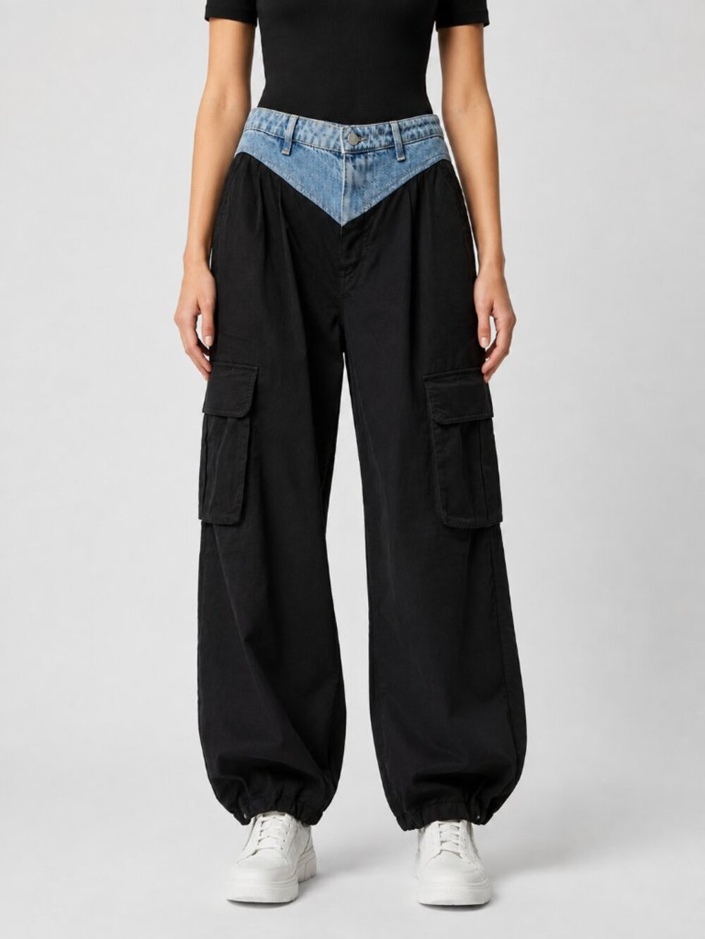 Blank NYC Wide Leg Pleated Cargo Pants 28 Black Yoke Denim Waist NWT